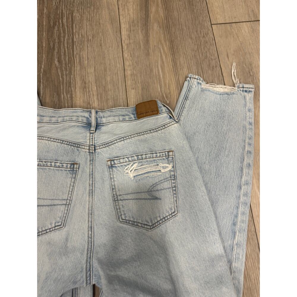 American Eagle High Rise 90's BF jeans - Picture 8 of 10
